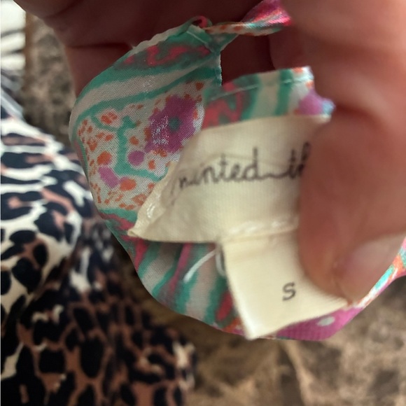 Women's Multicolor Patterned Top - Picture 11 of 11